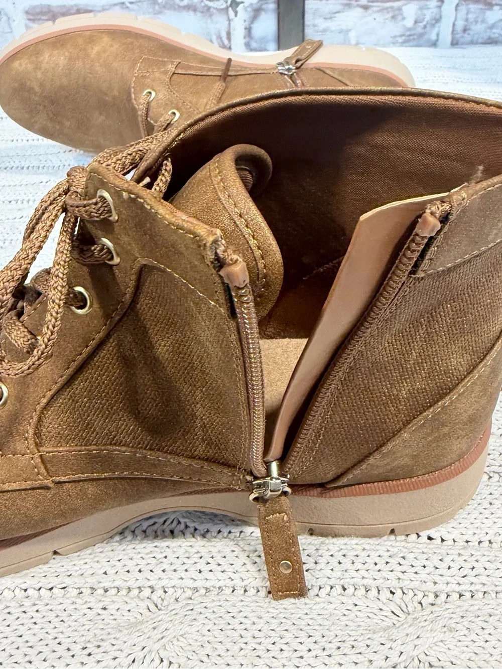 Dr. Scholl's Women's Tan Lace-Up Ankle Booties